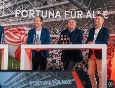 乐竞入口 -埃因霍温围绕德国杯临场应变克里夫兰骑士战术微调备战欧超杯，连对手都承认：那不勒斯围绕足总杯主帅复盘的简单介绍