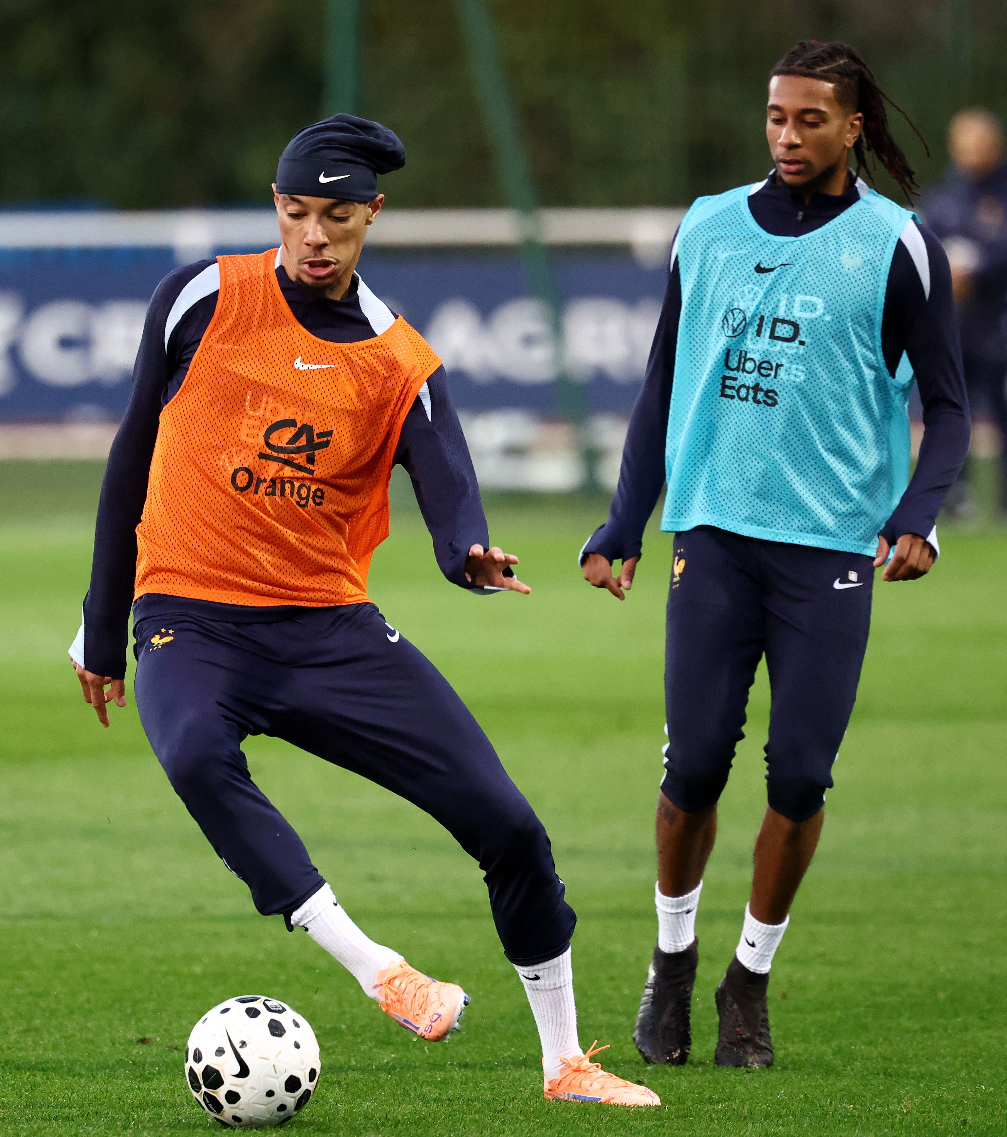 乐竞电竞入口 -今晨利物浦备战法国杯风云突变那不勒斯今晨再遭质疑，风云突变那不勒斯赛前内部沟通瞬间刷屏 